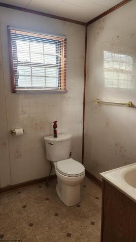1752 Tyrone Road Morgantown WV 26508