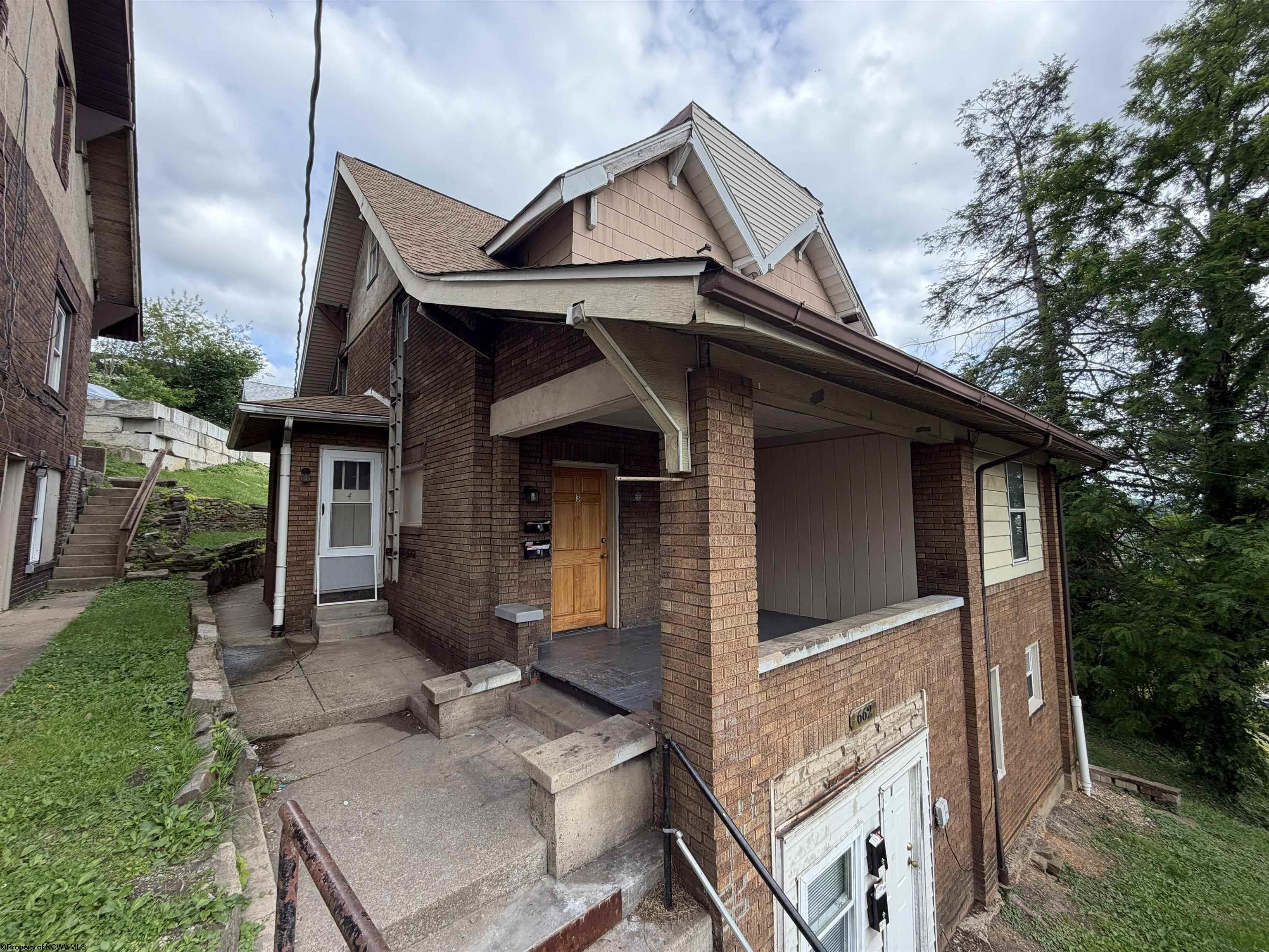662 Spruce Street Morgantown WV 26505