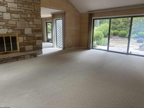 104 Lakeview Estates Morgantown WV 26508