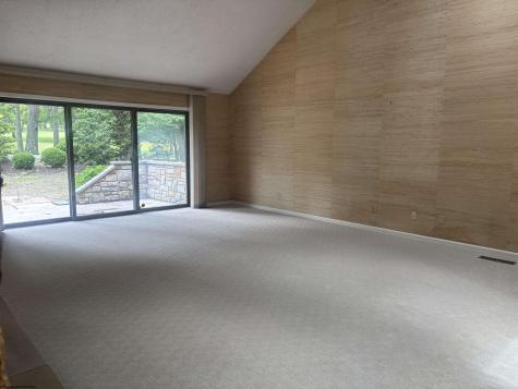 104 Lakeview Estates Morgantown WV 26508
