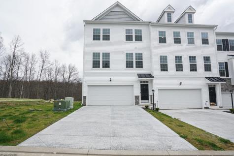 75 Dover Court Bridgeport WV 26330