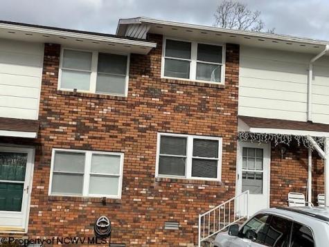 14 Dorsey Lane Morgantown WV 26501