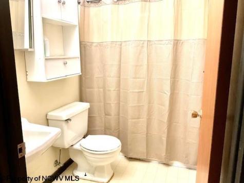 14 Dorsey Lane Morgantown WV 26501
