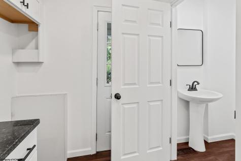 44 Edgehill Street Morgantown WV 26501