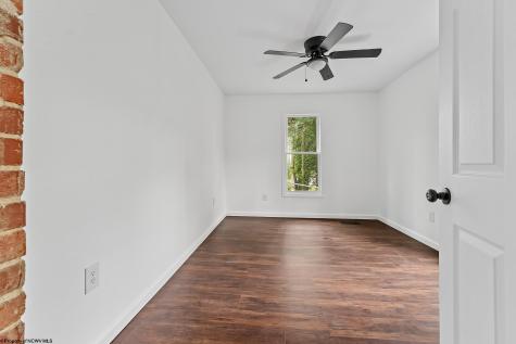 44 Edgehill Street Morgantown WV 26501