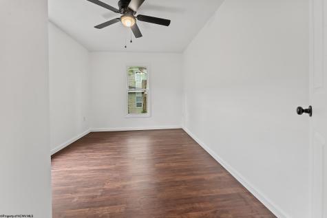 44 Edgehill Street Morgantown WV 26501