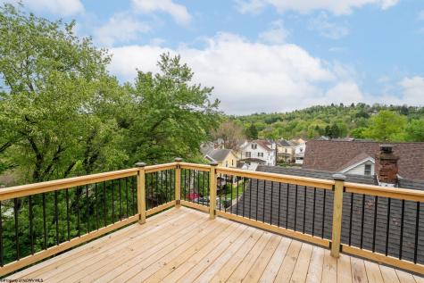 44 Edgehill Street Morgantown WV 26501