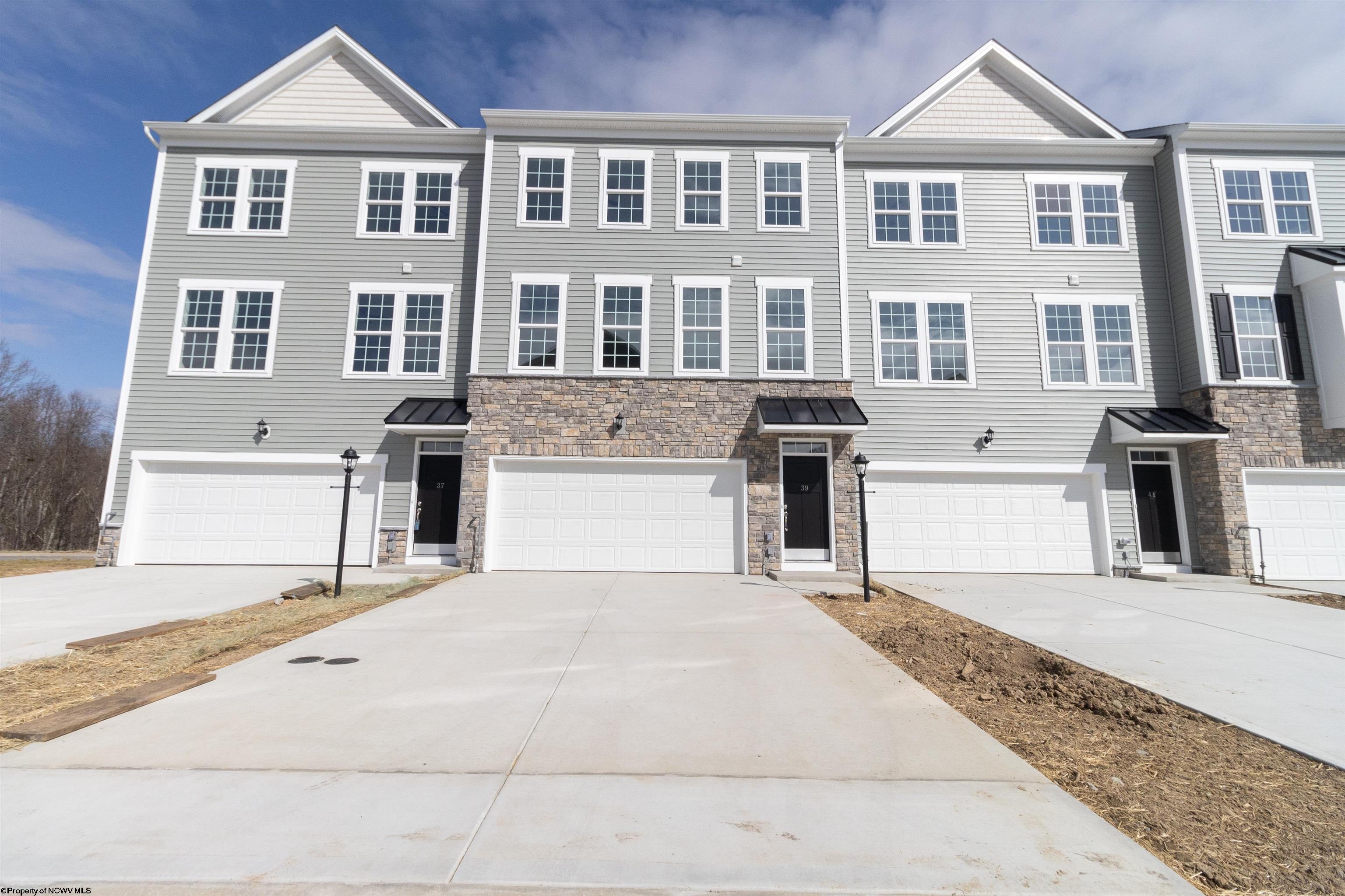 39 Dover Court Bridgeport WV 26330