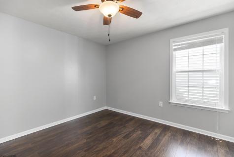 112 Casey Lane Morgantown WV 26508