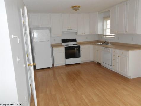 802 Carmell Court Morgantown WV 26505