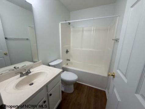 802 Carmell Court Morgantown WV 26505