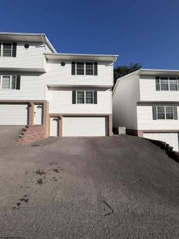 802 Carmell Court Morgantown WV 26505