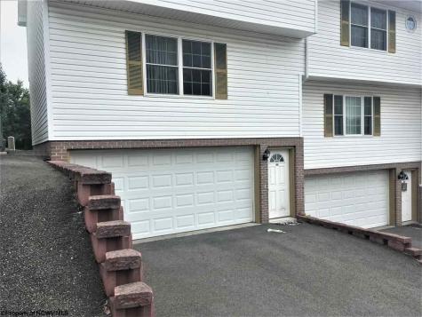 802 Carmell Court Morgantown WV 26505