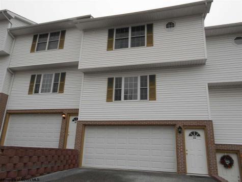 802 Carmell Court Morgantown WV 26505
