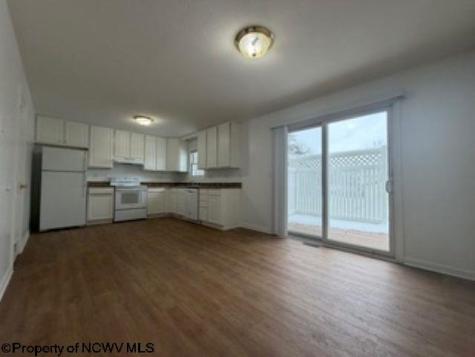 802 Carmell Court Morgantown WV 26505