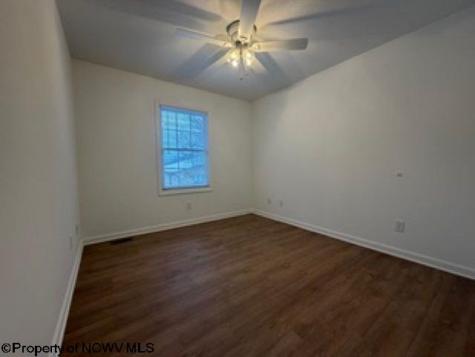 802 Carmell Court Morgantown WV 26505