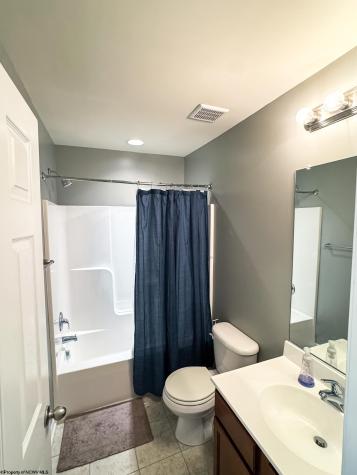 209 Raven Run Morgantown WV 26508