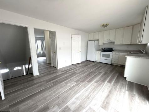 1329 Riddle Court Morgantown WV 26505