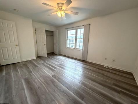 1329 Riddle Court Morgantown WV 26505