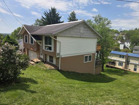 929 Garrison Avenue Morgantown WV 26505