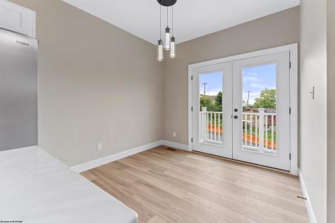112 Chestnut Grove Morgantown WV 26505