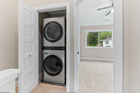 112 Chestnut Grove Morgantown WV 26505