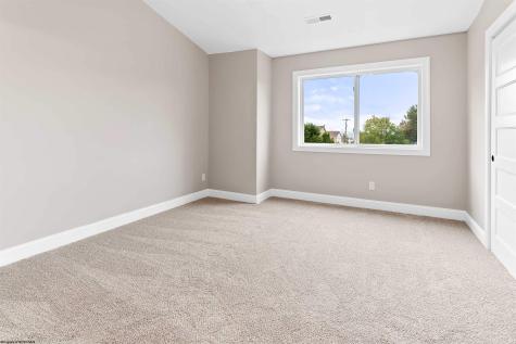 112 Chestnut Grove Morgantown WV 26505