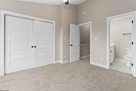 112 Chestnut Grove Morgantown WV 26505