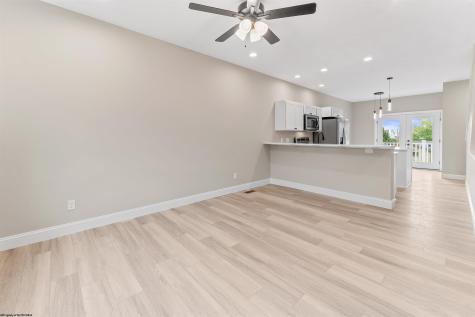 112 Chestnut Grove Morgantown WV 26505