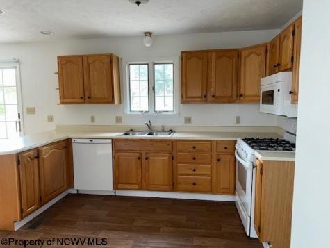 1392 Bennett Drive Morgantown WV 26508
