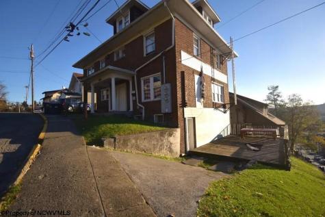 678 Spruce Street Morgantown WV 26505