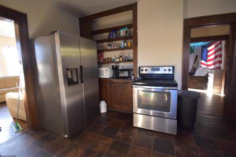 678 Spruce Street Morgantown WV 26505