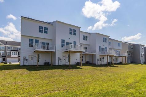 36 Dover Court Bridgeport WV 26330-0000