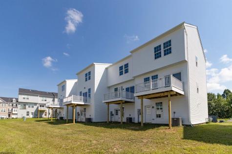 36 Dover Court Bridgeport WV 26330-0000