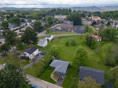 1217 Corvet Avenue Morgantown WV 26505