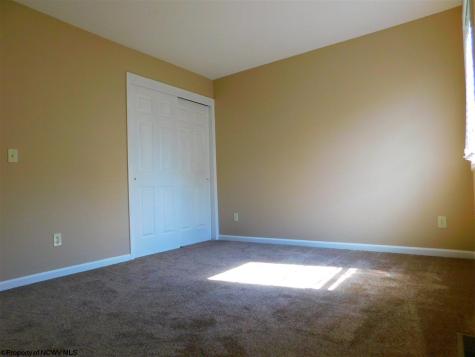 54 Barrington Court Bridgeport WV 26330