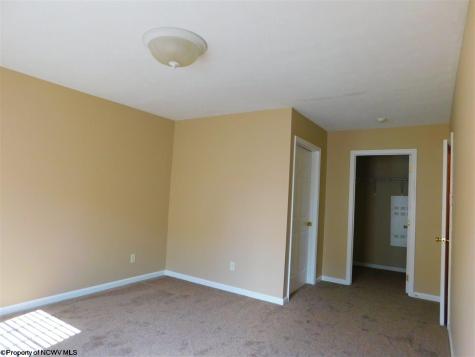 54 Barrington Court Bridgeport WV 26330
