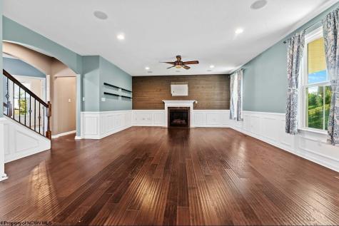 64 Falling Water Lane Morgantown WV 26508