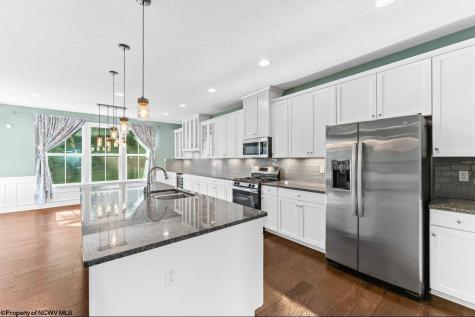 64 Falling Water Lane Morgantown WV 26508