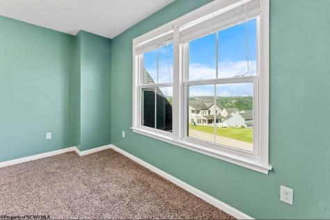 64 Falling Water Lane Morgantown WV 26508