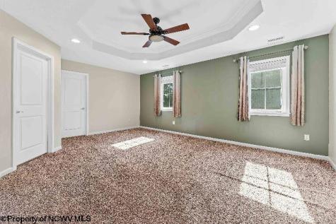 64 Falling Water Lane Morgantown WV 26508