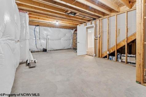 64 Falling Water Lane Morgantown WV 26508