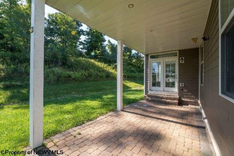 64 Falling Water Lane Morgantown WV 26508