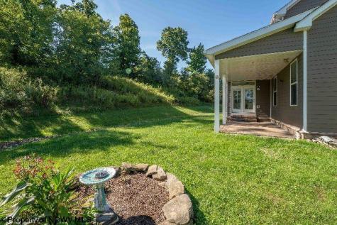 64 Falling Water Lane Morgantown WV 26508