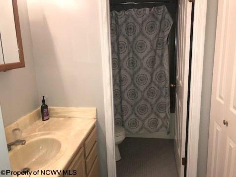 703 Lakeview Estates Morgantown WV 26508