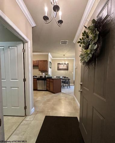 2537 Suncrest Village Morgantown WV 26505