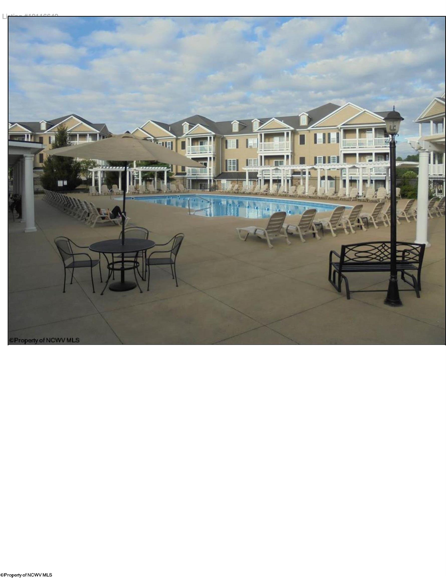 2537 Suncrest Village Morgantown WV 26505