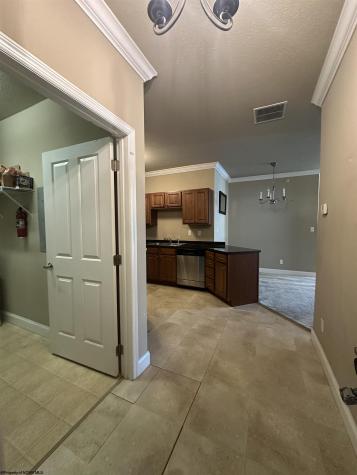 2537 Suncrest Village Morgantown WV 26505