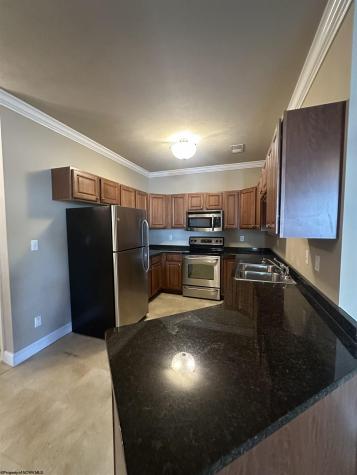 2537 Suncrest Village Morgantown WV 26505