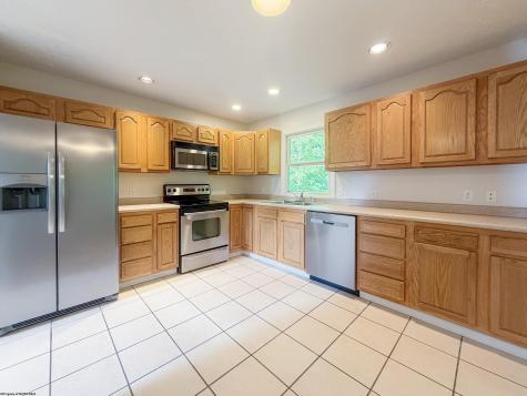 103 Cadet Court Morgantown WV 26508